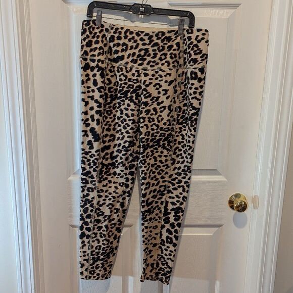 Zenergy by Chico's Size Large (2) Leopard Print Athletic Leggings - Picture 1 of 8
